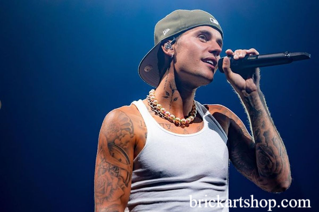 Justin Bieber Bantu Pria Mobil Mogok, Netizen Terenyuh